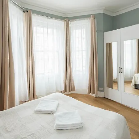 Gloucester Station Gem: 3 Bedroom Oasis London Exterior photo